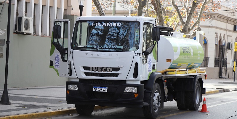 El municipio sigue sumando vehículos 0 km para mejorar los servicios en distritos