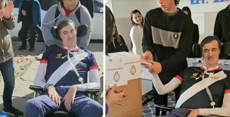 Esteban Bullrich fue a votar y terminó ovacionado por quienes esperaban para sufragar