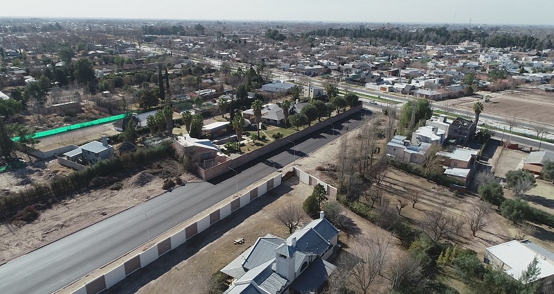 Se asfaltó la avenida Vicente López