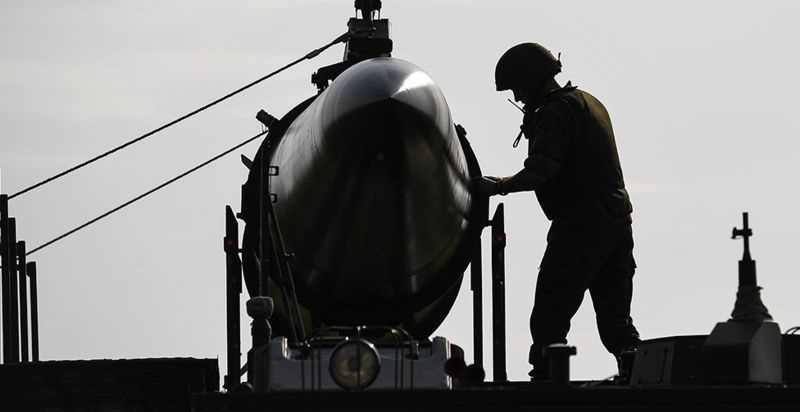 «El riesgo de una detonación nuclear por malas interpretaciones y malos cálculos es altísimo»: Carlos Umaña, Premio Nobel de la Paz