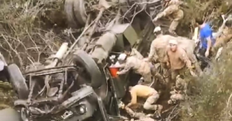 Un camión del Ejército volcó en San Martín de los Andes y hay siete soldados muertos