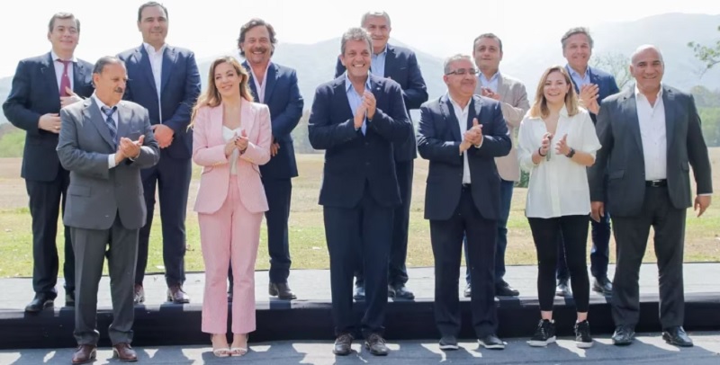Sergio Massa con dos gobernadores radicales: “Voy a llamar a un gobierno de unidad nacional”