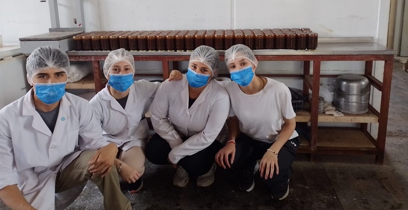 Productos escuela Guemes: especialidad de la casa, dulce de leche con chocolate