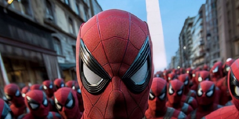 Insólita convocatoria de fanáticos de Spider-Man en el Obelisco