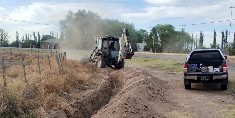 Obras para normalizar el servicio de agua en Jaime Prats
