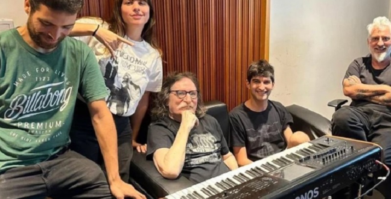 Se viene «La lógica del escorpión», el nuevo disco de Charly García