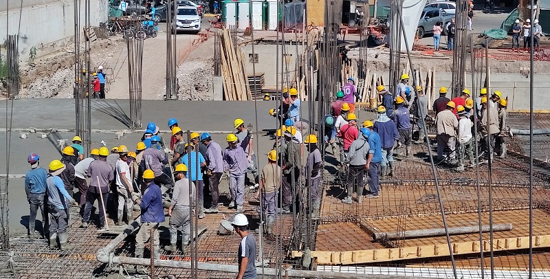 Más de 100 obreros siguen avanzando con la megaobra de la Vieja Terminal