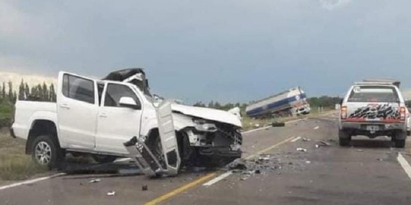 Fallece una persona en choque frontal en ruta 143