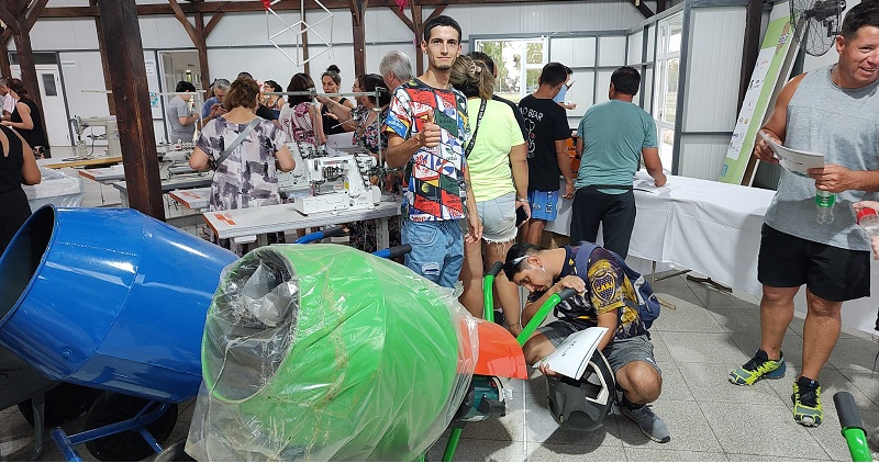 Felix encabezó entrega de máquinas y herramientas a emprendedores sanrafaelinos