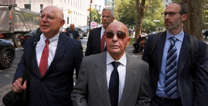 Joe Lewis, dueño de Lago Escondido, se declaró culpable por tráfico de influencias