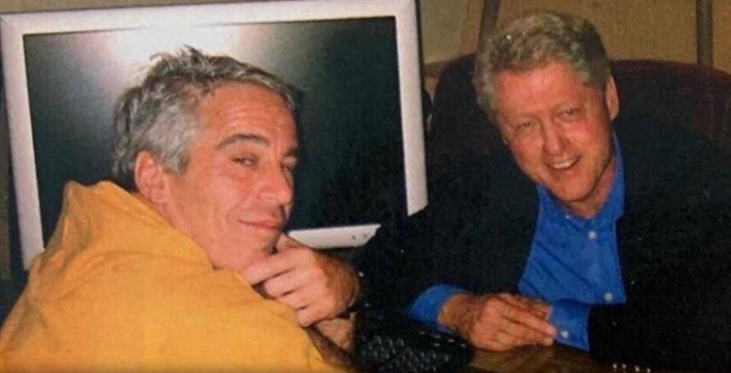 Bill Clinton se refugia en México tras aparecer decenas de veces en los documentos de Jeffrey Epstein