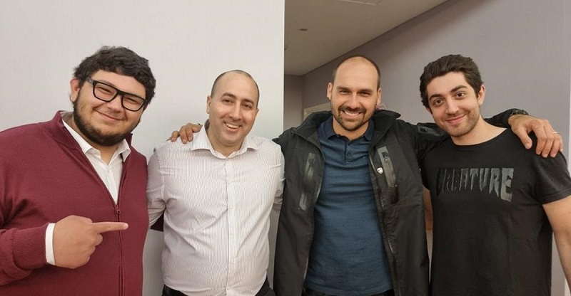 El estratega digital de Milei implicado en la causa por el intento de golpe de Bolsonaro