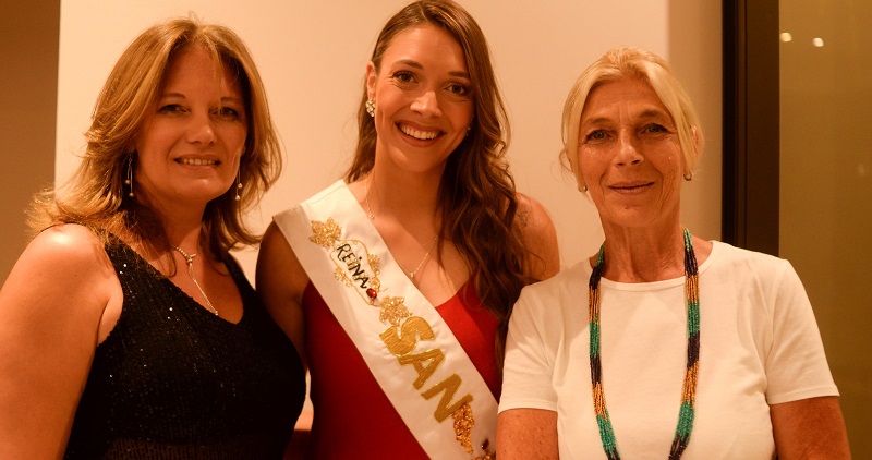 ANÉCDOTAS, RECONOCIMIENTO Y UN VESTIDO ESPECIAL: LA MERIENDA DE SOL INDIVERI CON REINAS NACIONALES