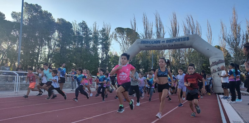 Comenzó la temporada de Atletismo Municipal con mas de 130 chicos