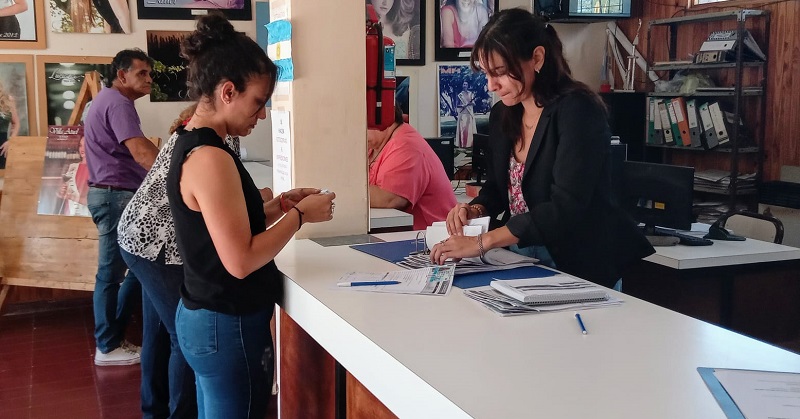 Licencia de conducir en distritos, ya se realiza el trámite a mayores de 65 años