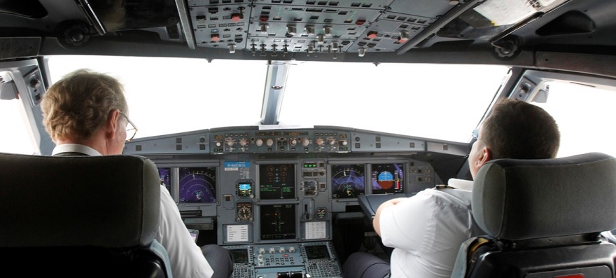 Insólito incidente: dos pilotos de avión se durmieron al mismo tiempo