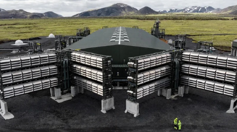Comienza a funcionar la aspiradora «más grande del mundo» que succiona la contaminación climática del aire