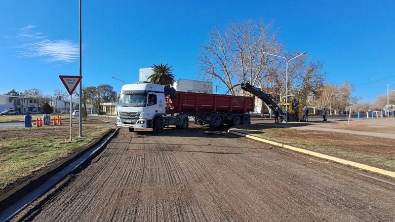 Comenzaron las tareas previas para el asfaltado de calle Zapata