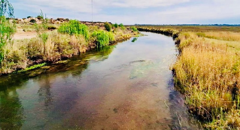Comenzaron las obras para el nuevo balneario municipal sobre el Río Atuel