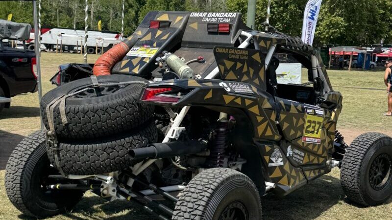 Todo listo en el Parque Yrigoyen para la presentación del Rally Sudamericano