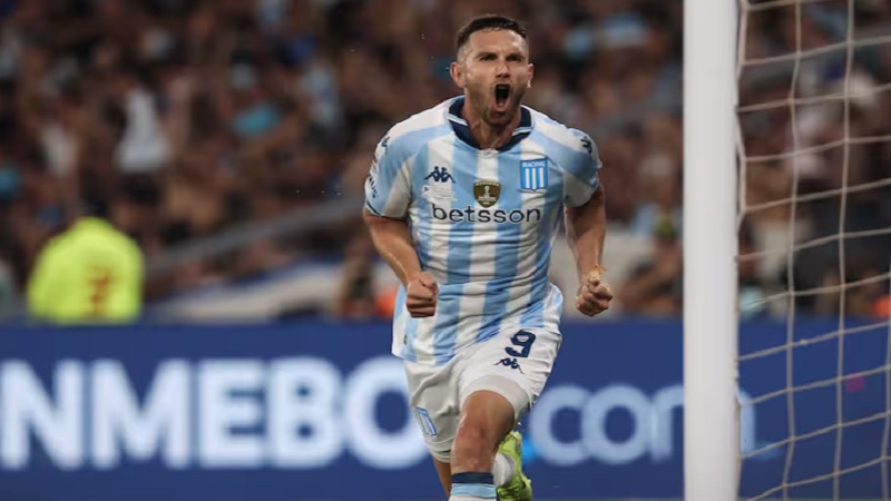Racing se quedó con la ida de la Recopa Sudamericana ante Botafogo