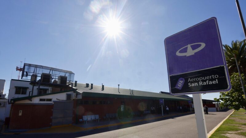Se reanudó la ampliación del aeropuerto