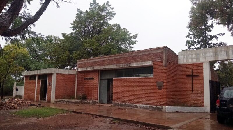 Mejoras en la infraestructura del cementerio y de la sala velatoria de Punta de Agua