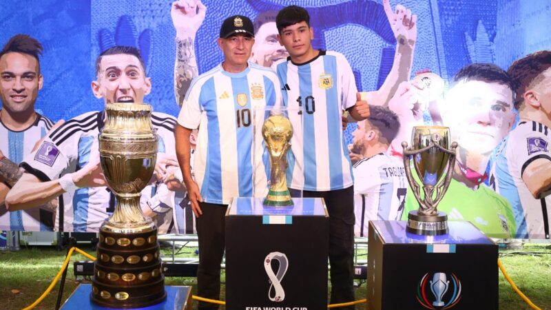 Casi 30 mil sanrafaelinos se dieron cita para conocer la Copa del Mundo