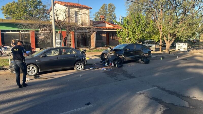 Grave choque en avenida Mitre