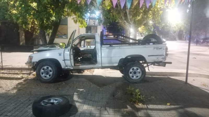Choque e incendio, tres heridos, uno de los conductores estaba alcoholizado