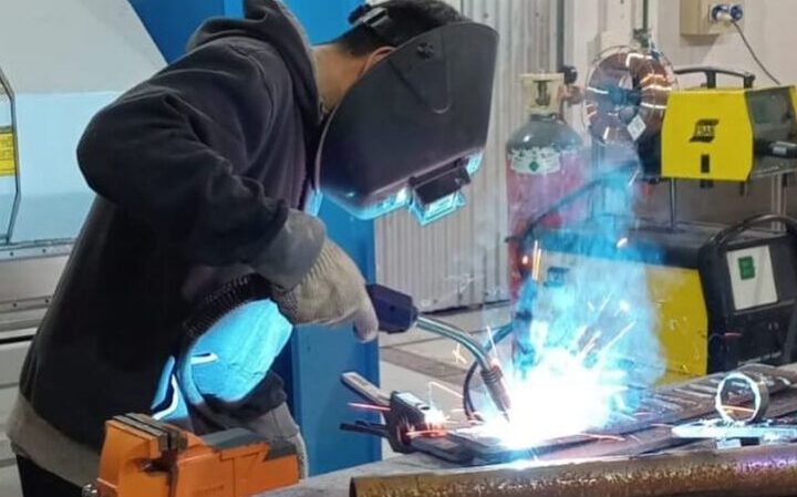 Vacaciones, horas extra, indemnizaciones y nuevo recibo de sueldos: qué cambios dispuso la reforma laboral