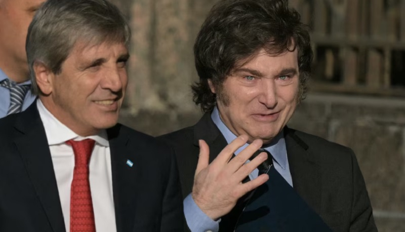 La Justicia le ordenó a Caputo que informe sobre la nueva deuda de US$ 20 mil millones que contrajo con el FMI
