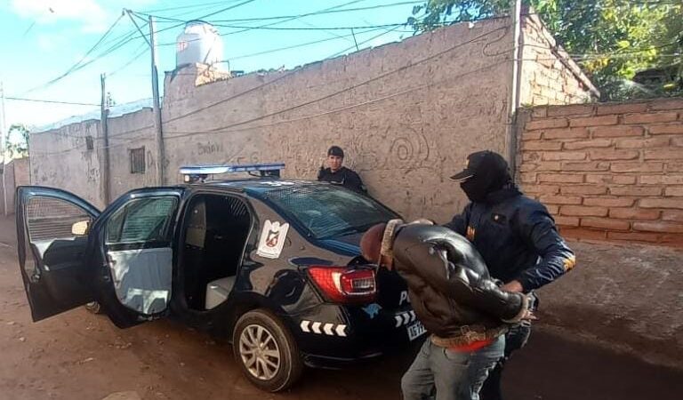 Un detenido por narcomenudeo y secuestro de droga y armas