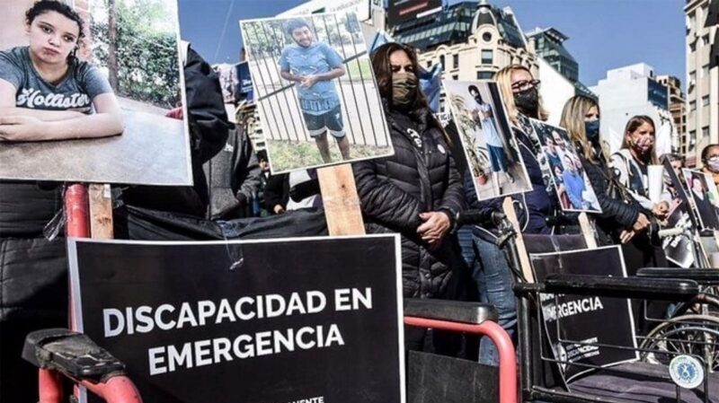 Los senadores que votaron en favor del veto a la ley de emergencia en discapacidad