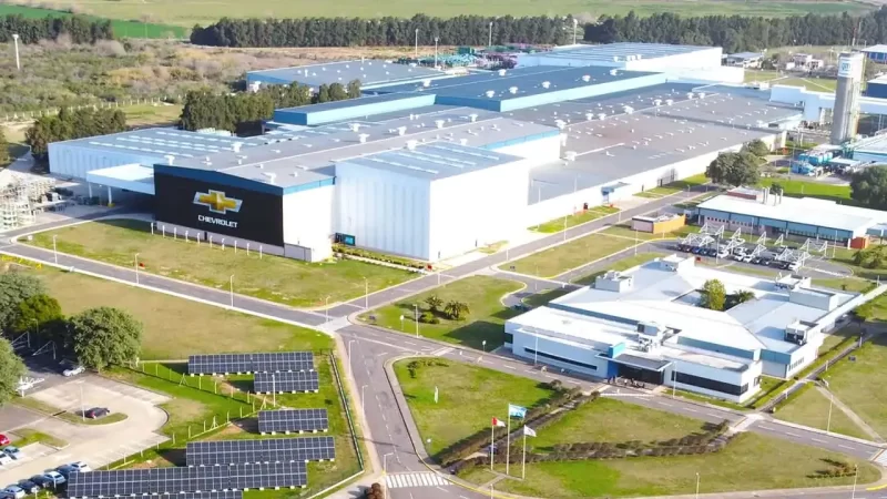 General Motors reduce la producción hasta diciembre por el derrumbe de las ventas