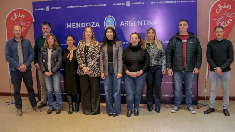 Nueva capacitación en cata de vinos para trabajadores gastronómicos y hoteleros del sur