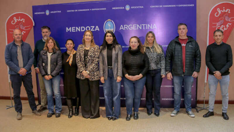 Nueva capacitación en cata de vinos para trabajadores gastronómicos y hoteleros del sur
