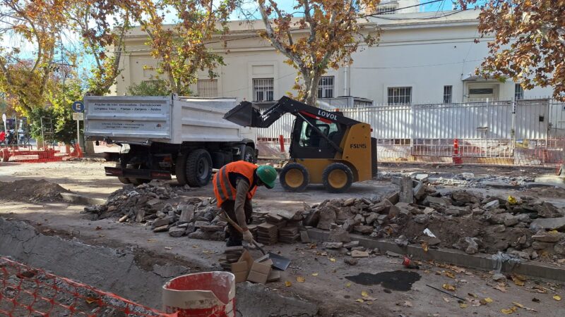 Comenzaron las obras de renovación y puesta en valor de la primera cuadra de calle Almafuerte