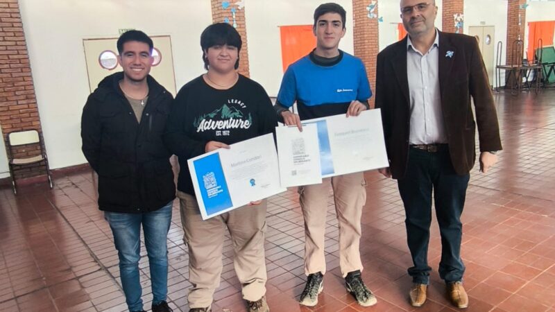 Sabor a triunfo: alumnos de la escuela Iaccarini ganaron el concurso de mermeladas y fueron distinguidos por el HCD