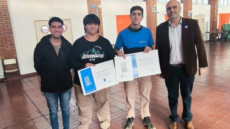 Sabor a triunfo: alumnos de la escuela Iaccarini ganaron el concurso de mermeladas y fueron distinguidos por el HCD