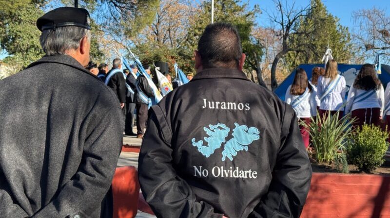 Ex combatientes le exigen a Milei que se retracte de dichos sobre Malvinas y lo acusan de traición a la Patria