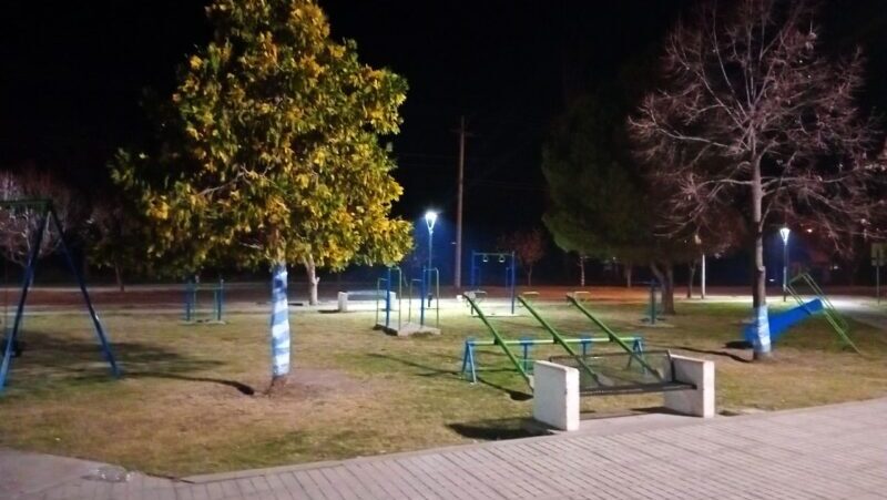 Los equipos Led ya iluminan la Plaza 1 de Mayo de El Cerrito