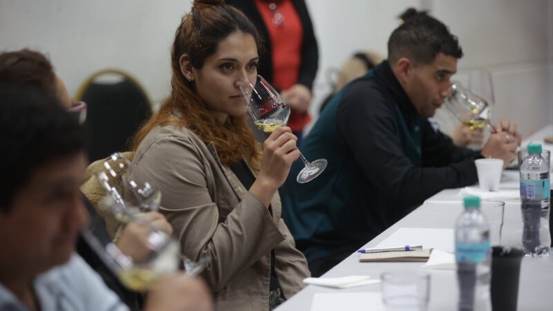 El Gobierno capacitó a trabajadores gastronómicos y hoteleros del Sur