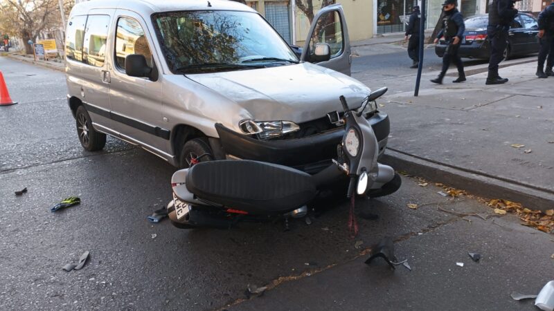 Mujer lesionada en un choque