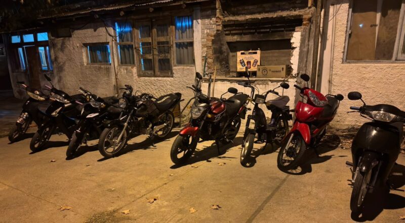 Secuestraron ocho motos y detuvieron a siete personas