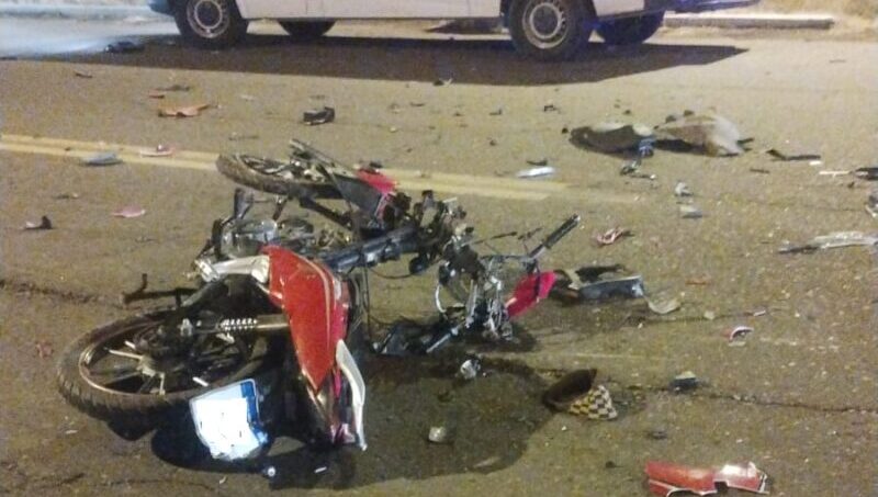 Motociclista fracturado en siniestro vial