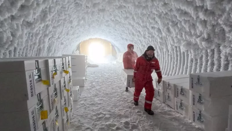 Por qué el trozo de hielo más antiguo de la Tierra, recogido en la Antártida, puede «revolucionar» lo que sabemos del cambio climático