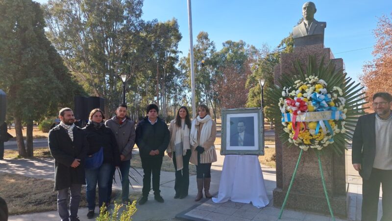 Homenaje a los ex presidentes Juan Domingo Perón e Hipólito Yrigoyen