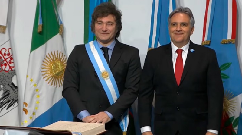El gobernador de Córdoba anunció que aumentará la jubilación mínima 84% y que la pagará con fondos de Nación