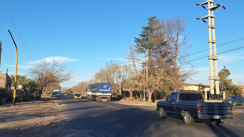 El municipio instala dos nuevos semáforos en esquinas peligrosas de ciudad